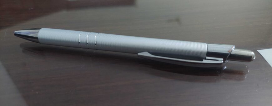 Silver pen