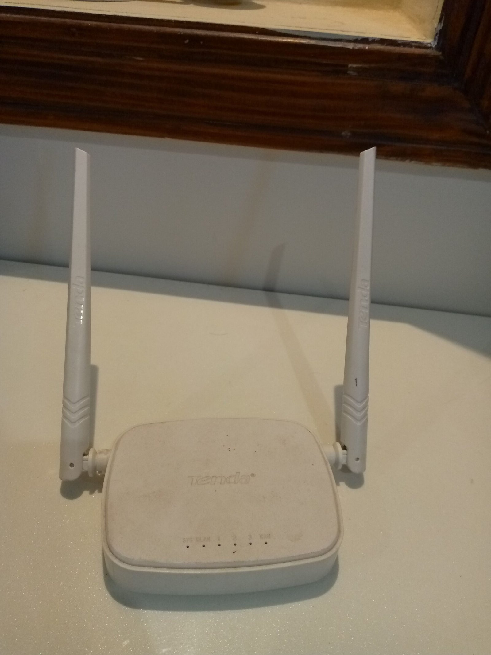 Tenda Router
