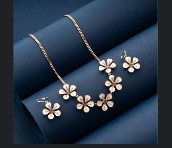 Stylish jewellery