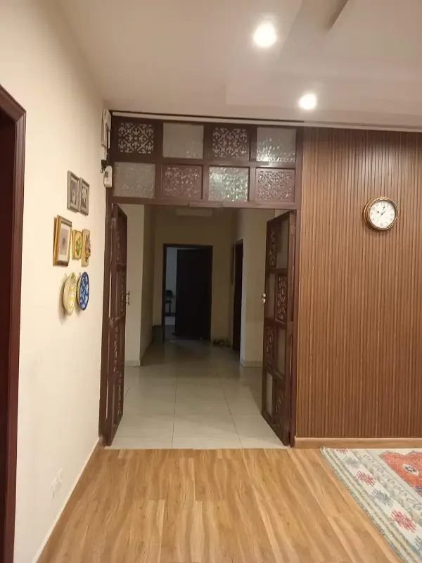 DHA avenue mall apartment for sale