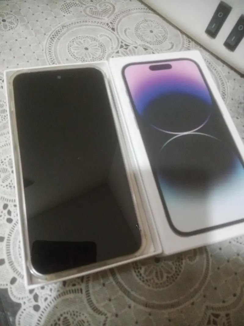 iPhone 14 pro max kit 10/10 condition