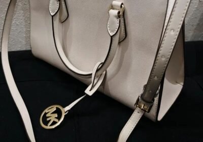 a8dc12e3-5f06-42e8-93ee-732d7cb1d771