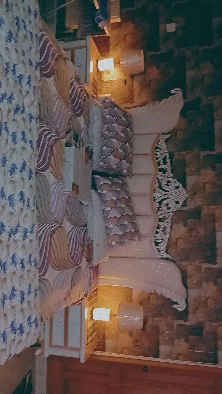 king size double bed new only 3 months used