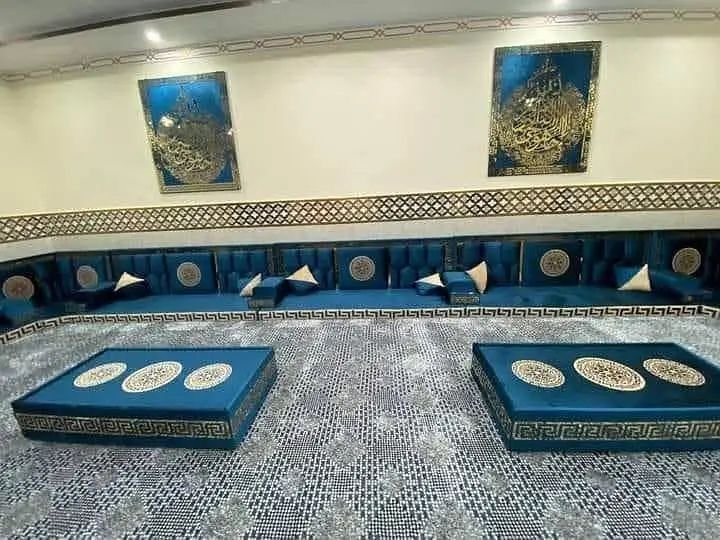 Majlis sofa