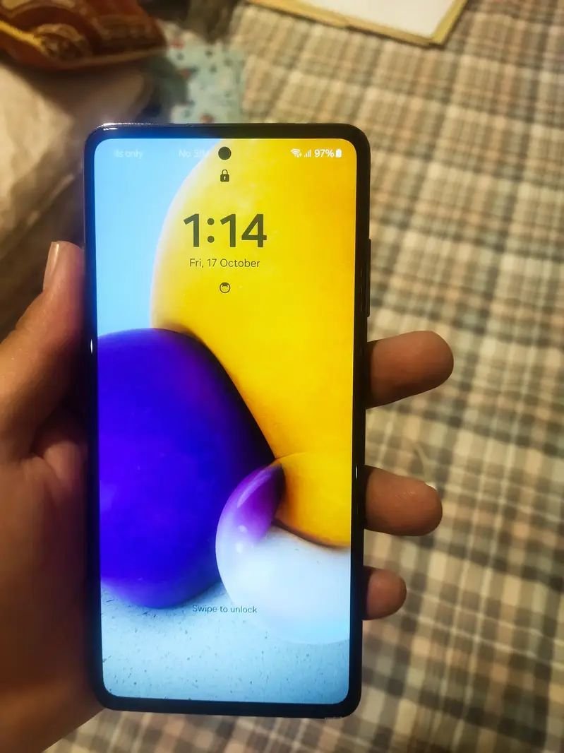 Samsung A72 black colour 8/128GB