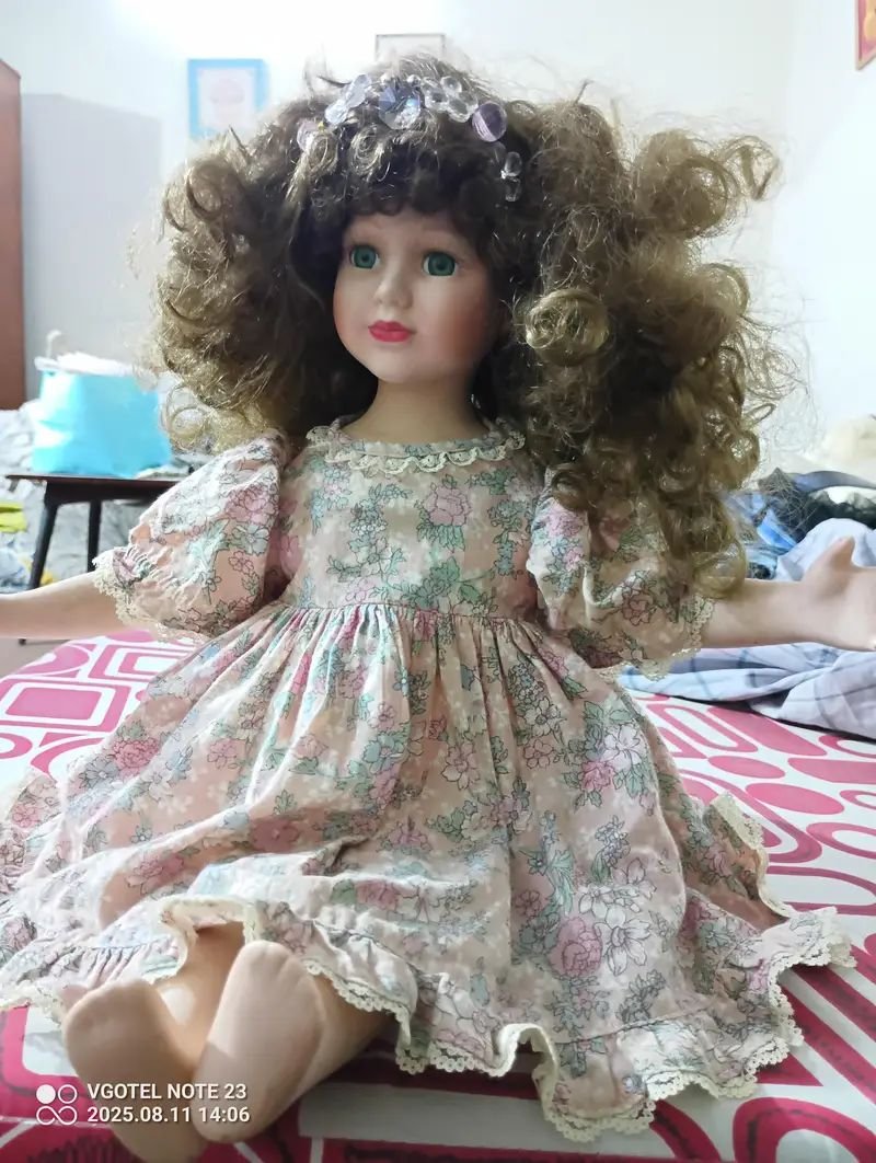 Pre loved dolls