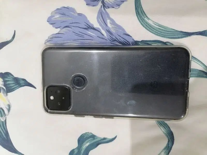 google pixel 5a perfect condition and battery