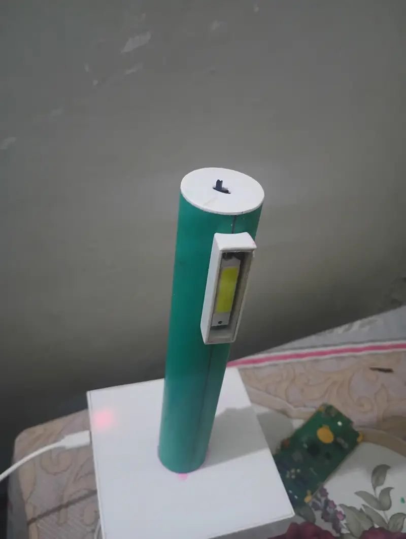 Led light for both long and close range