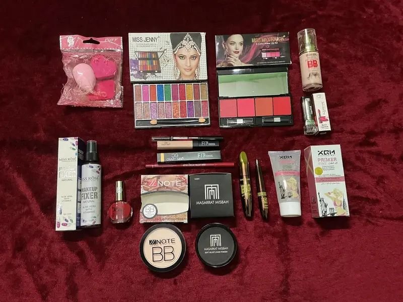 15 in 1 makeup deal 2026 in phase 8