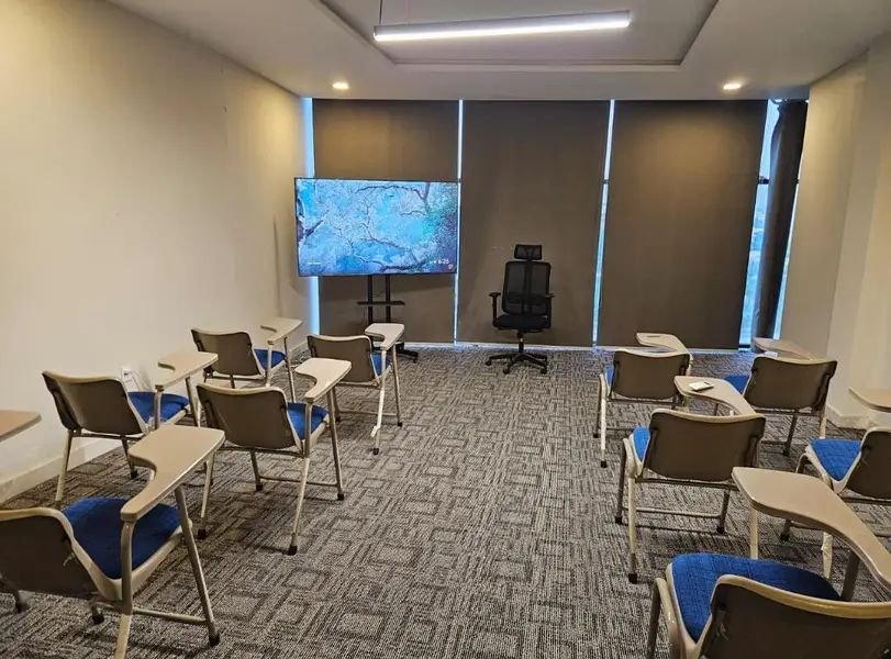 Industrial Carpet 1500 sqft (Rs. 100/sqft)