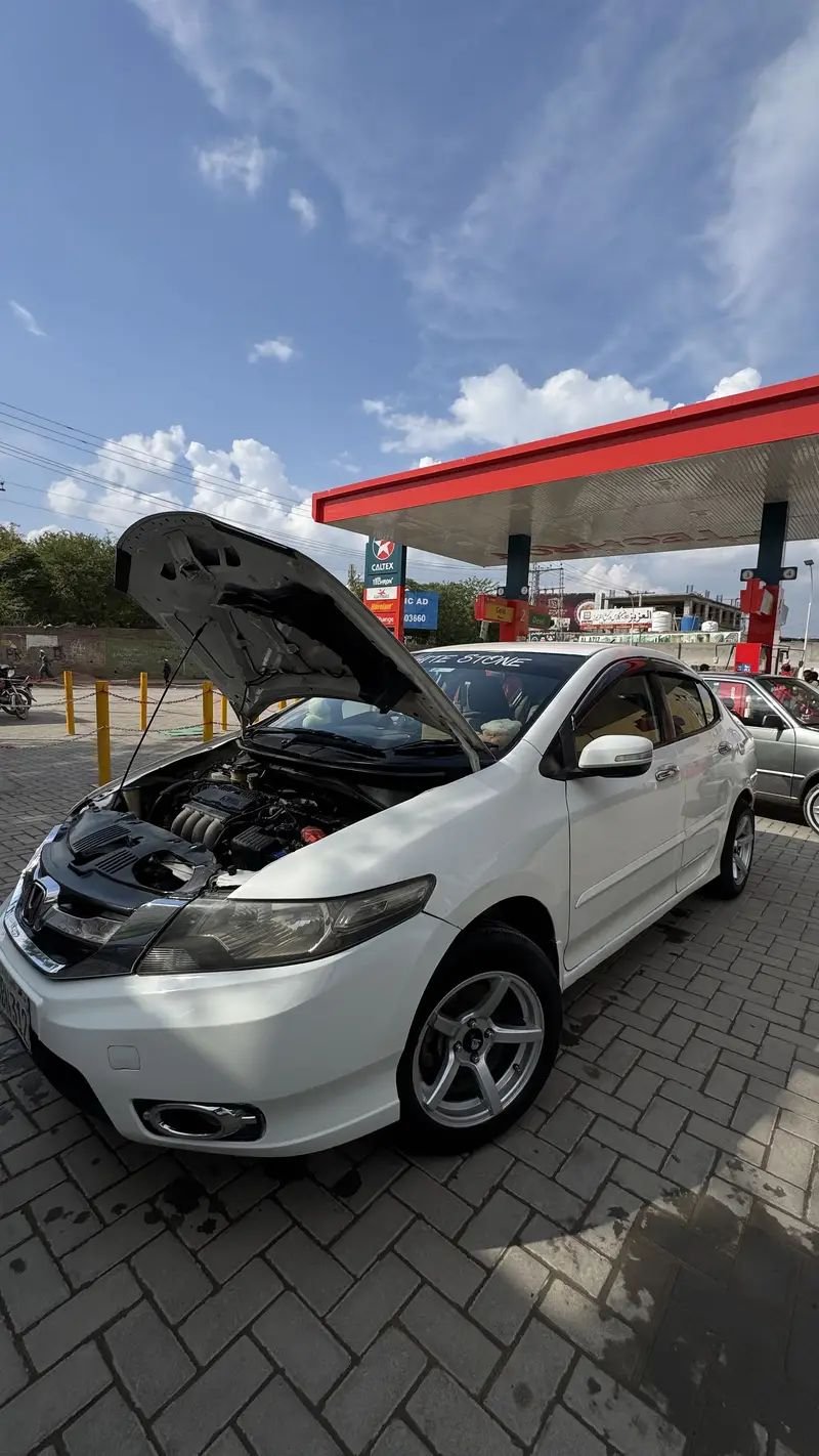 Honda City 2021 (Manual) – Immaculate Condition