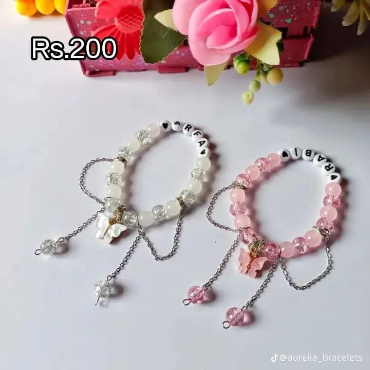 Bracelet in different varieties