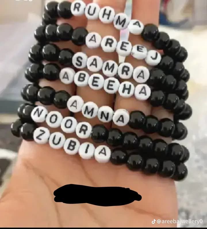 Bracelet in different varieties