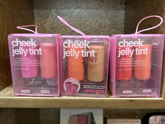 tint blush