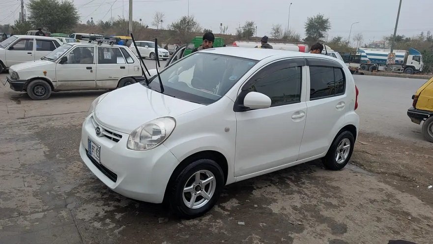 daihatsu boon 2010\2015