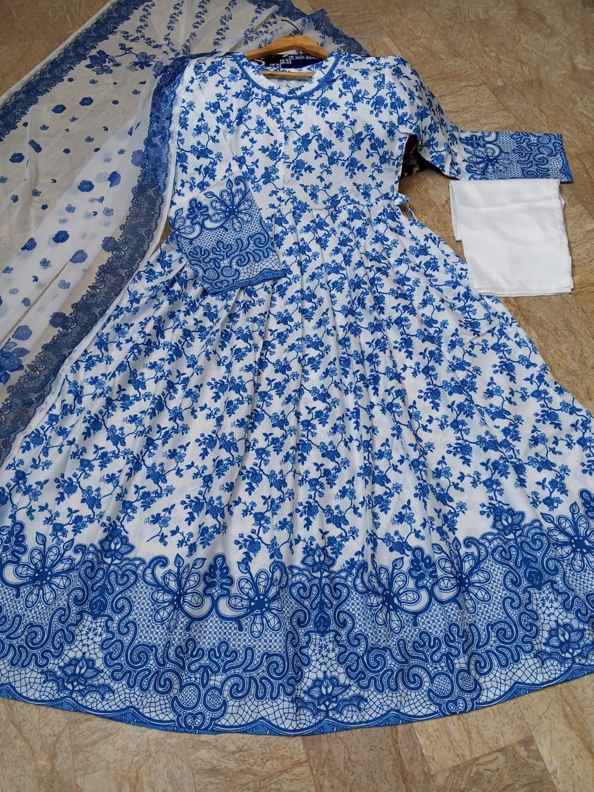 *Coconut Collection* “`VIRAL HANIA DIGITAL PRINT MAXI 3PCS“` 💙 Front & Back Allover Digital Printed Long Length Maxi With Neck Lace Digital Printed Chiffon Dupatta 3Pcs Size Measurement Chest 21 Maxi Length 52/53 *LONG LENGTH And Flair MAXI* *Flair 110 Inches* Stuff Swiss Lawn Trouser Length 37/ 38 Trouser Stuff *Crepe Georgette* Allover Digital Printed Dupatta Stuff *Chiffon* Price Rs: 3500/- *Real Pictures 😍😎