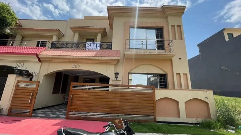 Buying A House In Bahria Town Phase 8 – Usman Block?