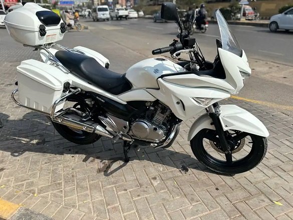Suzuki Inazuma 250cc || Like Brand New || Model 2024