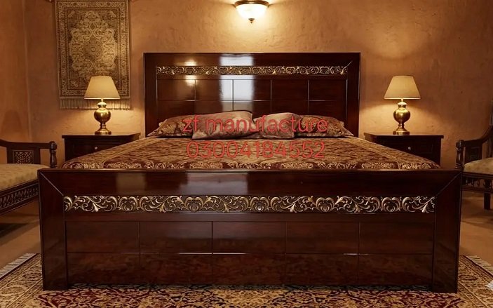 Bed set / bedroom furniture / luxury bed set / wooden bed set / bed