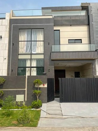Luxury 5 Marla Brand New House For Sale In Lake City M7A Lahore Near Grand Mosque & Mall