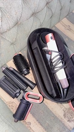 Dyson Airwrap i. d. ™ Straight+Wavy Multi-Styler & DryeR