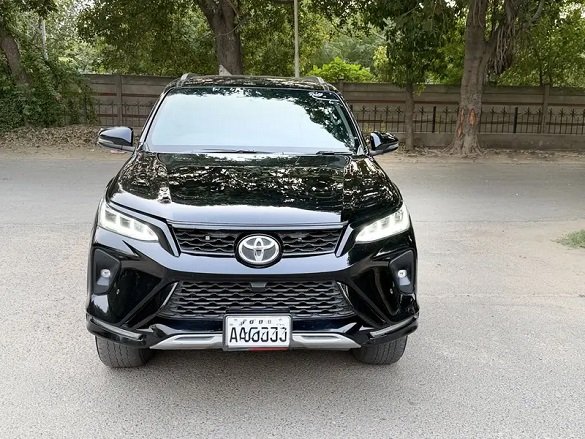 Toyota Fortuner Legender 2023 Model