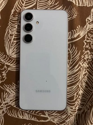 Samsung Galaxy S24 FE – 8GB RAM / 256GB Storage | 10/10 Condition