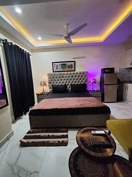 Furnished apartment for Rent (unmarried couple not allowed)