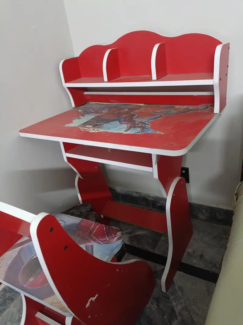 kids study table